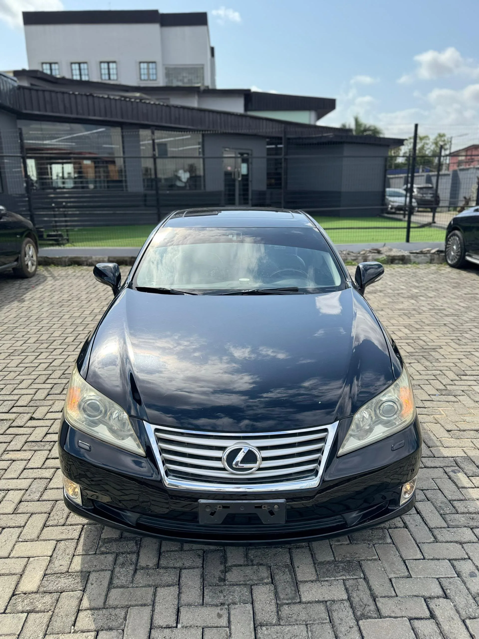 USED NOT REGISTERED LEXUS ES350 FULL OPTION